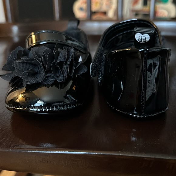 Mary Jane’s - Picture 3 of 7